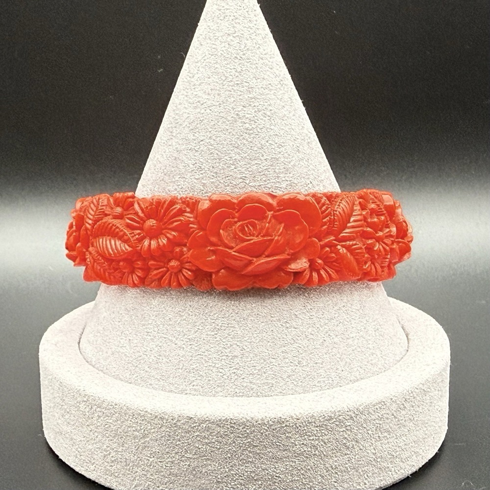 Vintage Red Coral Tone Carved Tsubaki Flower Celluloid Bangle Bracelet Japan
